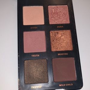 BareMinerals eyeshadow palette.